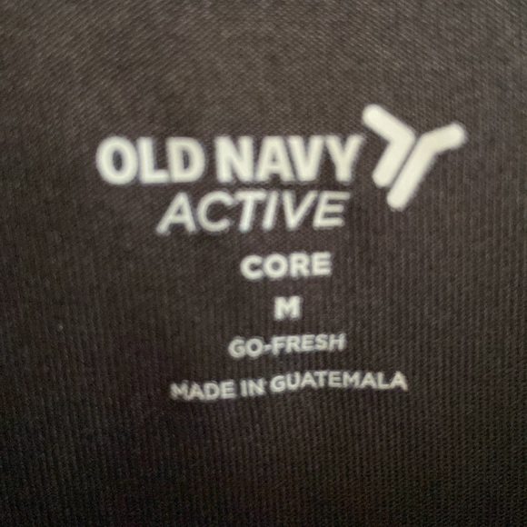 NWT Old Navy Men’s Active Shirt - Picture 3 of 4